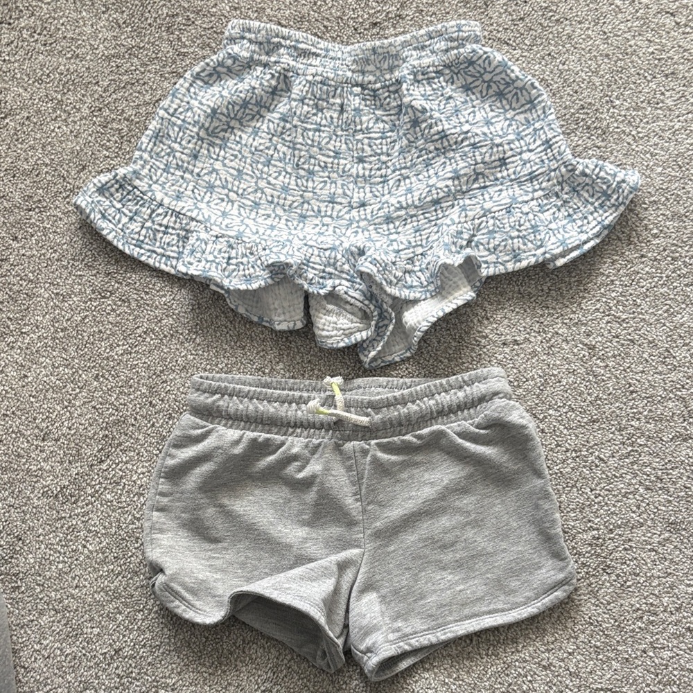 Gray and Blue Patterned Girl Shorts Set